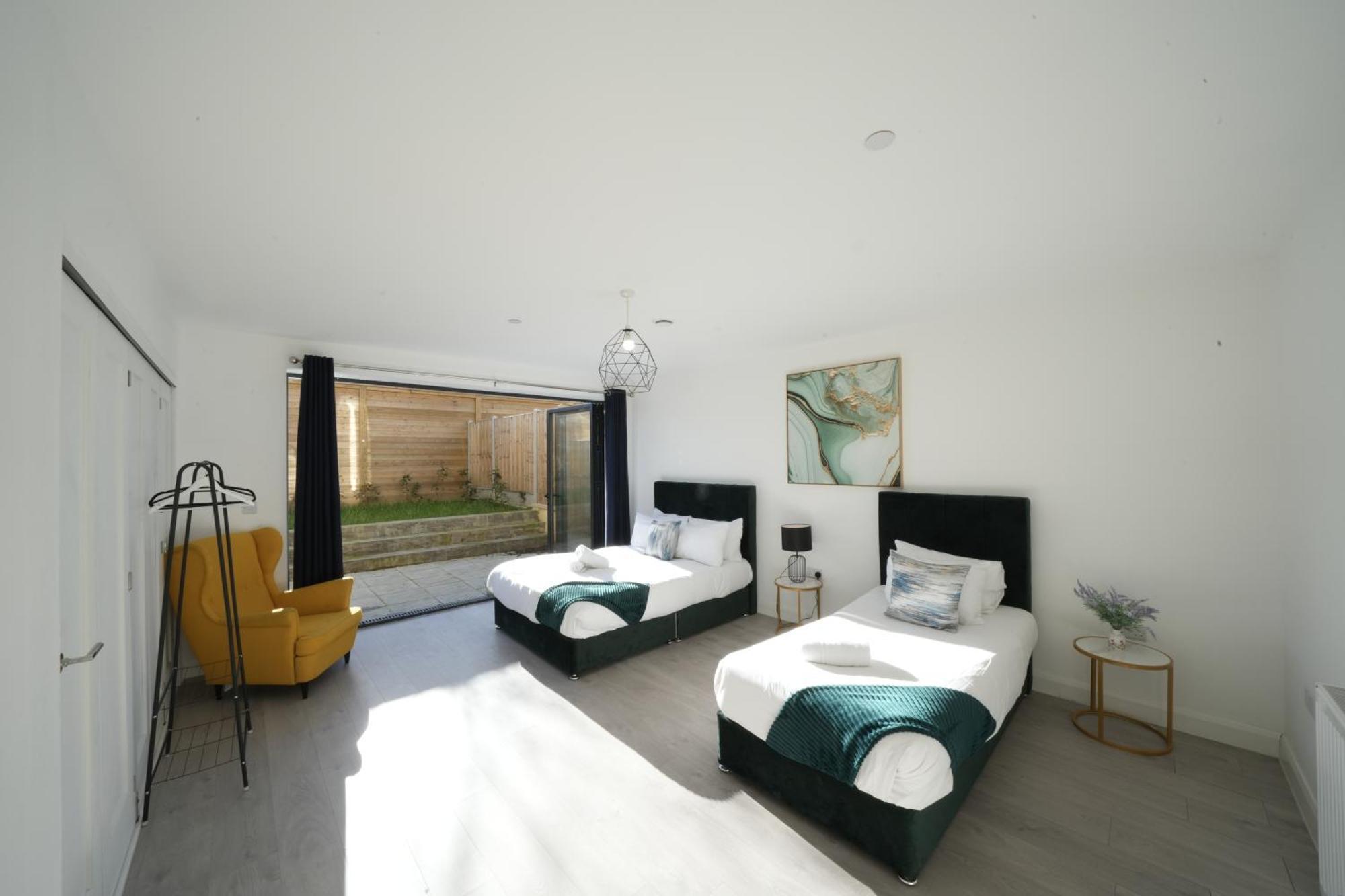Ealing Broadway Great Stay 7-Minute Walk From The Underground Экстерьер фото
