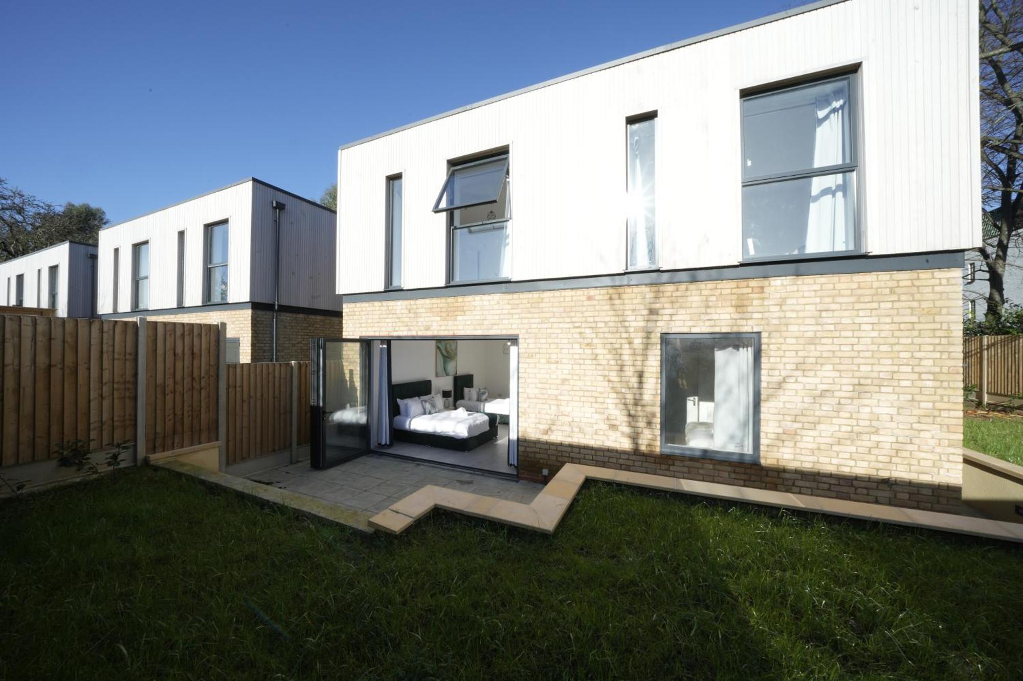 Ealing Broadway Great Stay 7-Minute Walk From The Underground Экстерьер фото