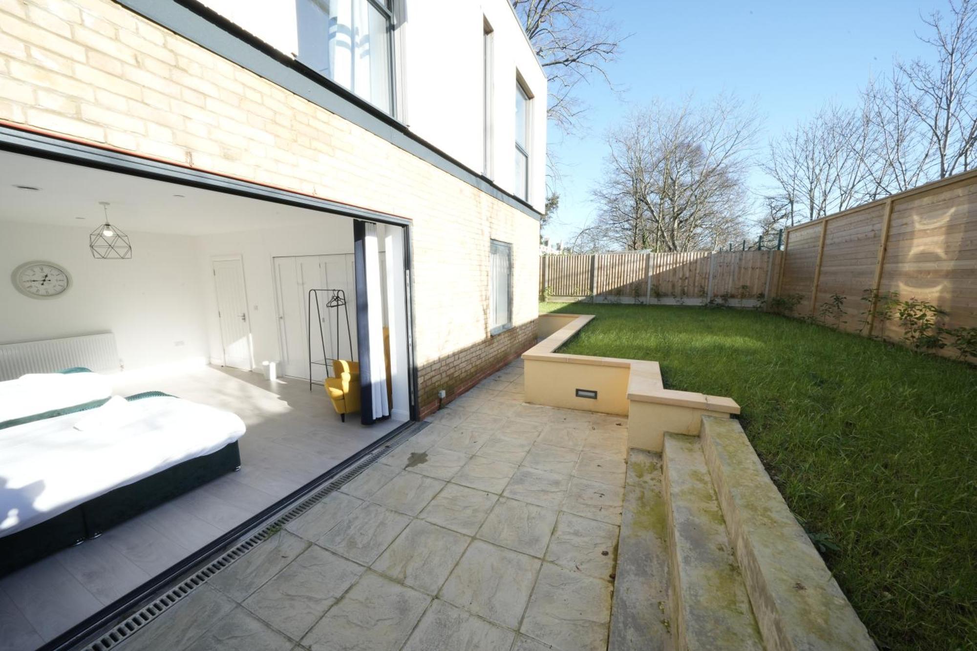 Ealing Broadway Great Stay 7-Minute Walk From The Underground Экстерьер фото