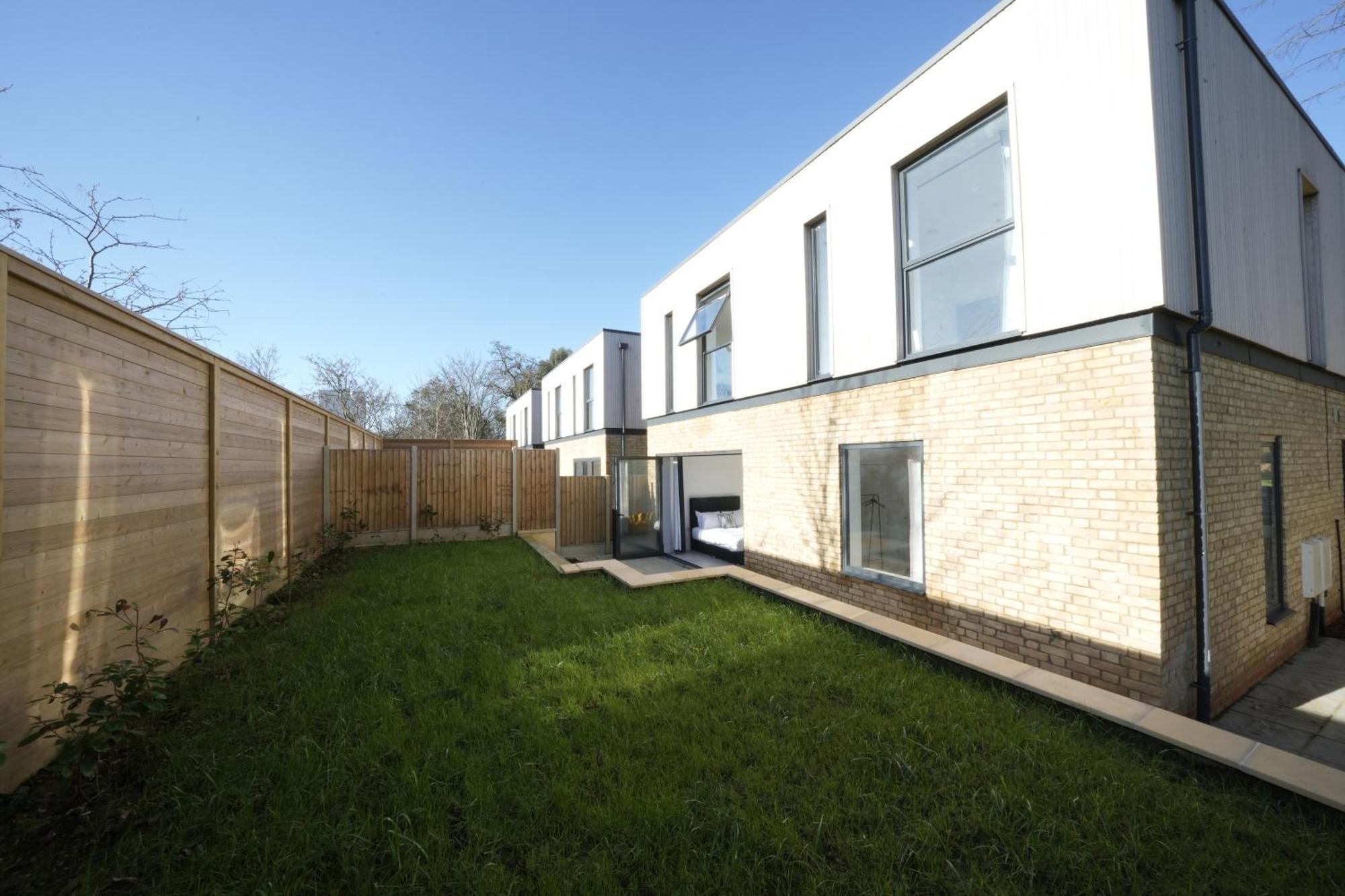 Ealing Broadway Great Stay 7-Minute Walk From The Underground Экстерьер фото