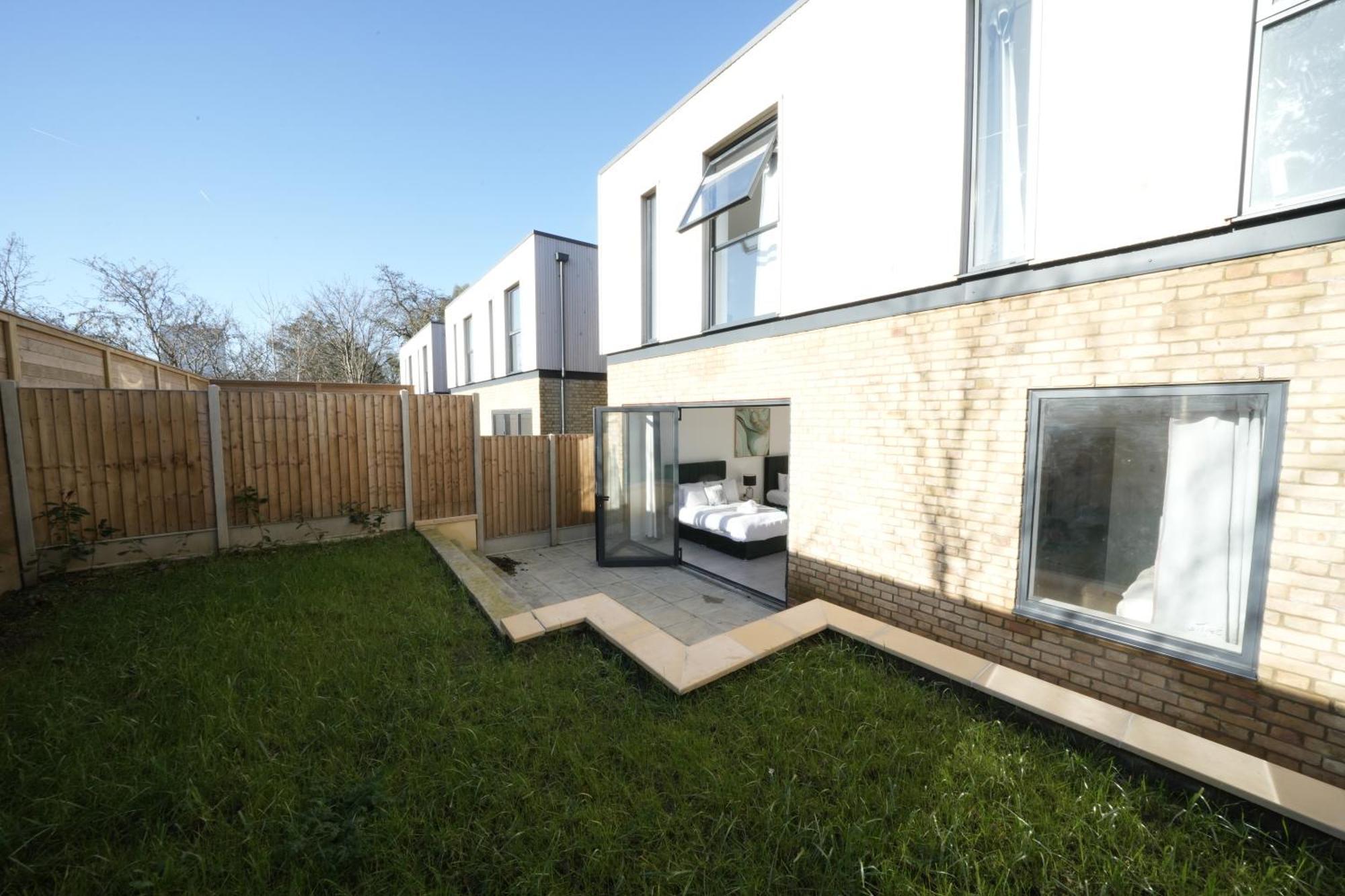 Ealing Broadway Great Stay 7-Minute Walk From The Underground Экстерьер фото