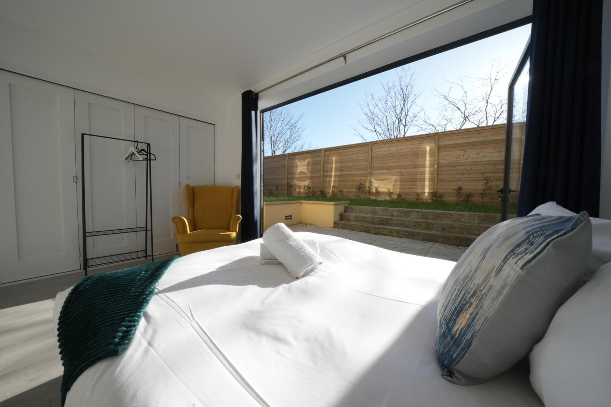 Ealing Broadway Great Stay 7-Minute Walk From The Underground Экстерьер фото