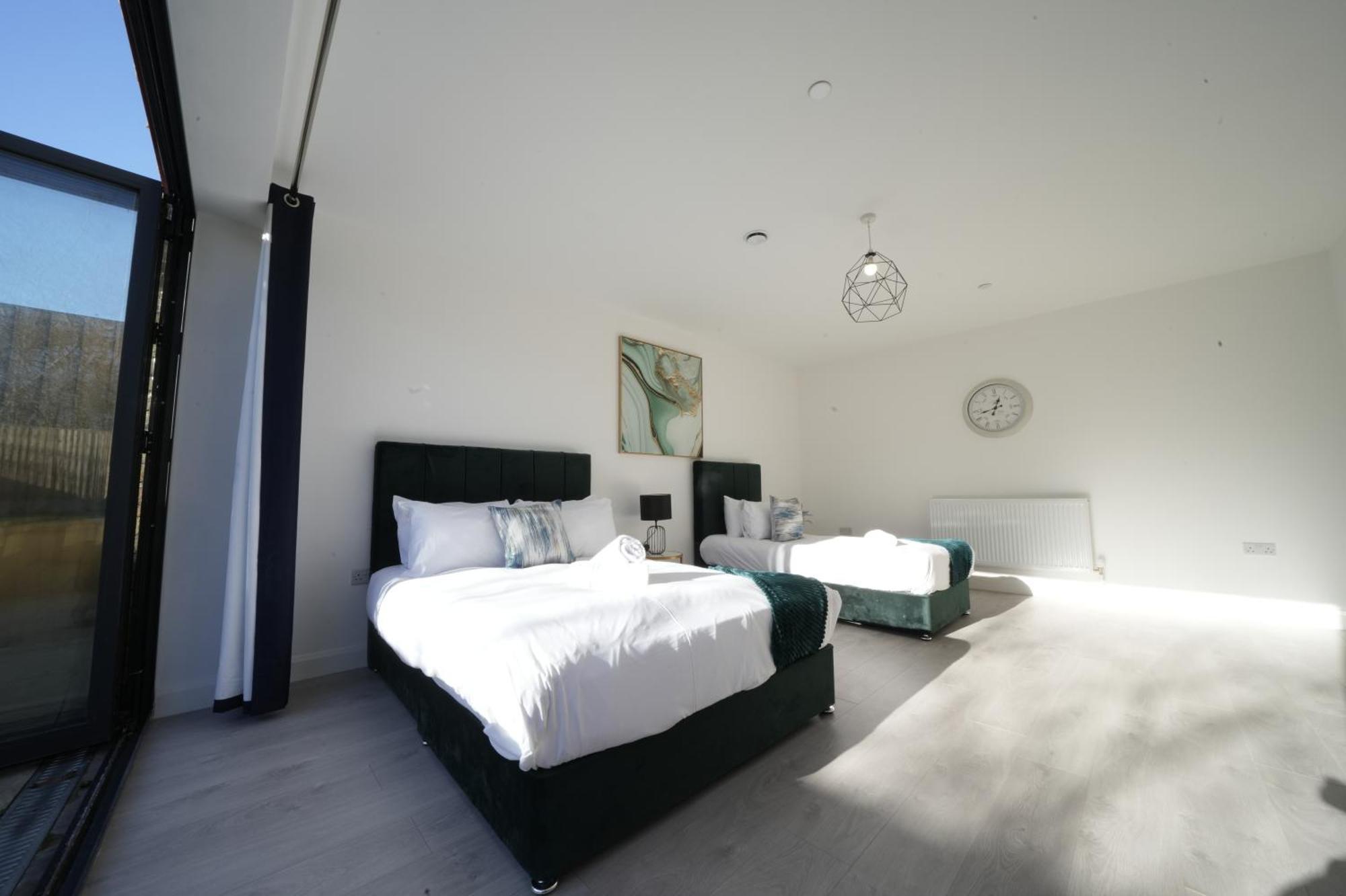 Ealing Broadway Great Stay 7-Minute Walk From The Underground Экстерьер фото