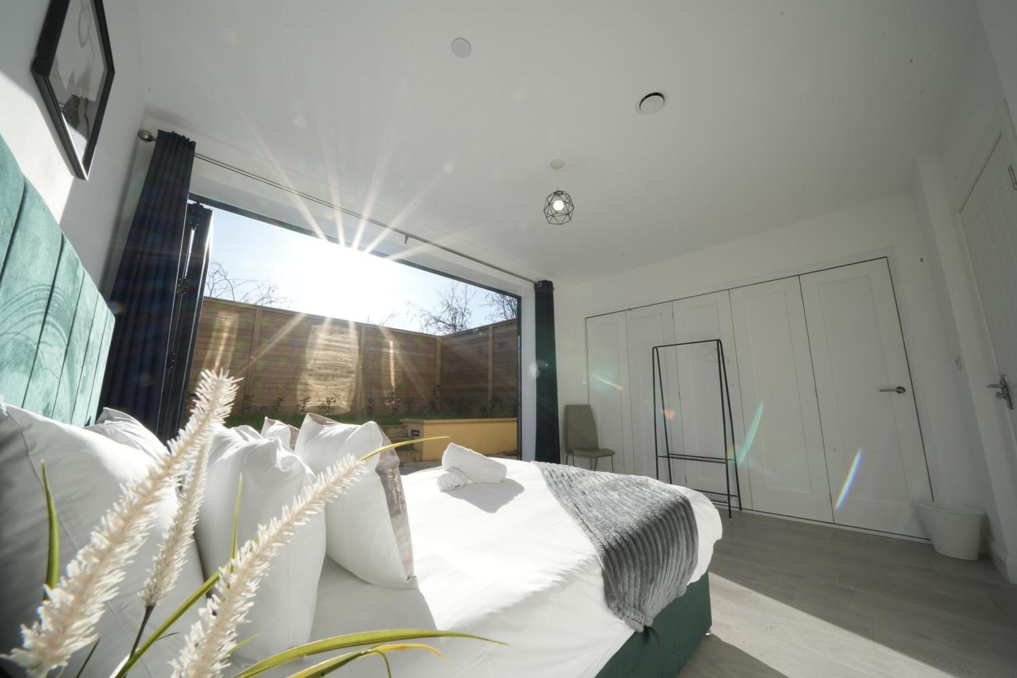 Ealing Broadway Great Stay 7-Minute Walk From The Underground Экстерьер фото
