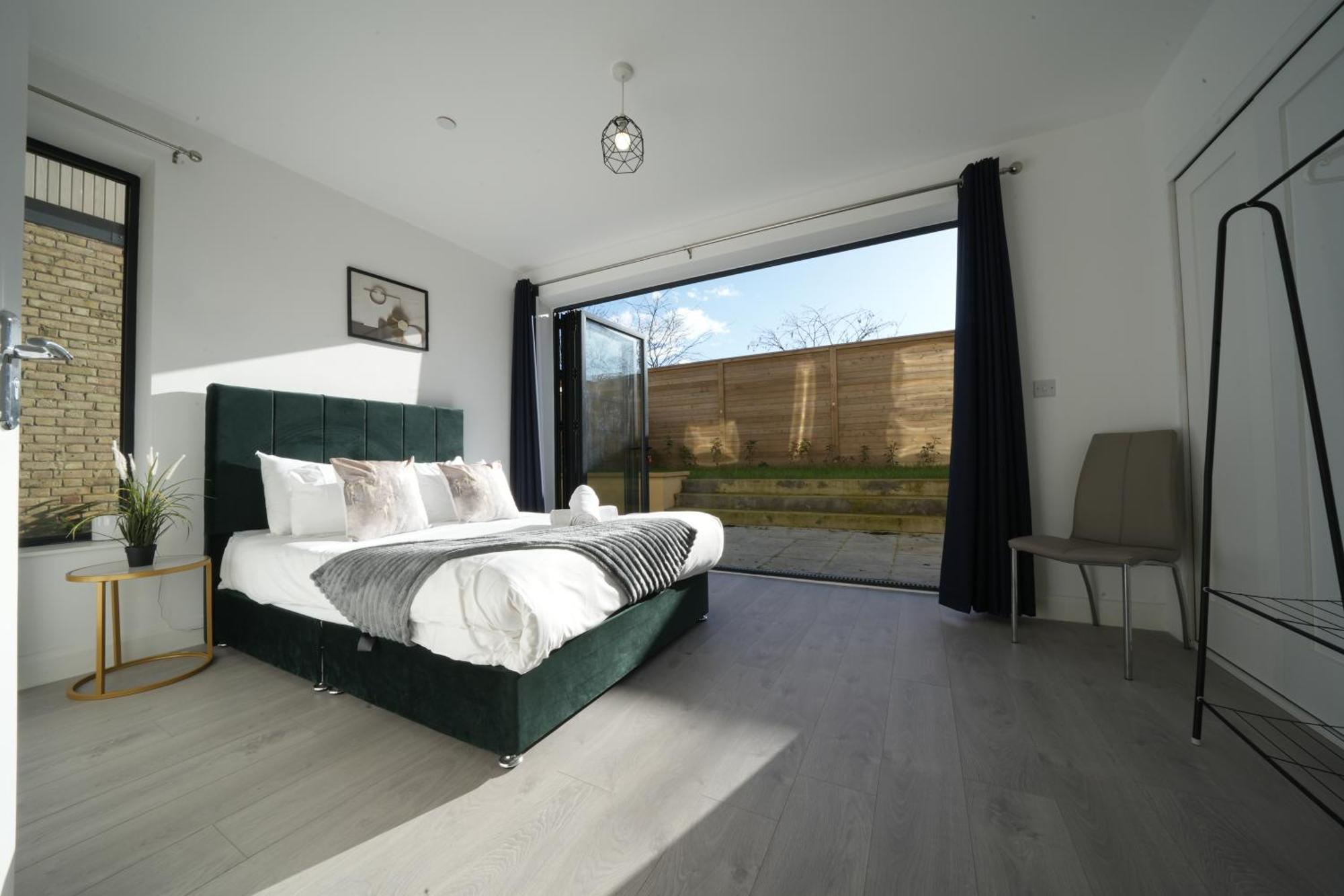 Ealing Broadway Great Stay 7-Minute Walk From The Underground Экстерьер фото